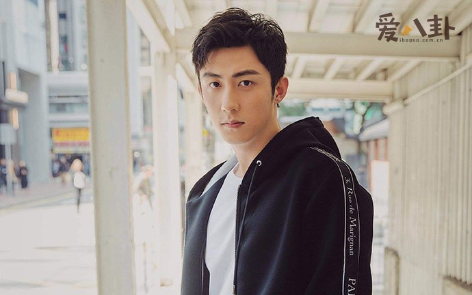 黄景瑜离过婚甚至还家暴前任