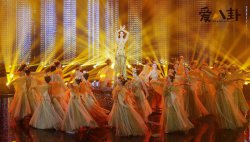 金鹰奖增设最佳男女演员奖 迪丽热巴为何因拿奖被嘲笑