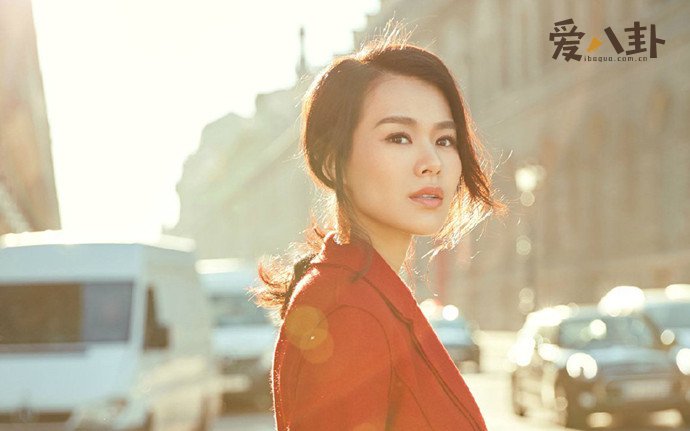 胡杏儿辟谣传谣