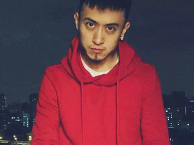秦奋他家干什么的 王思聪都比不过他？这都是真的吗
