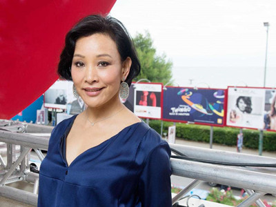 陈冲女儿哈佛毕业 陈冲两个女儿分别有不同的发展