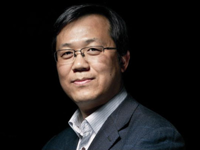 卓伟背景很强大吗 为什么曝光了这么多明星却什么事也没有