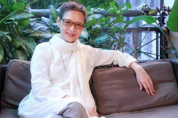胡因梦女儿的亲生父亲是谁