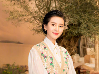 刘诗诗妈妈名字曝光 刘诗诗妈妈名字真符合她的优雅气质