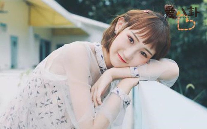 陈雪凝现在还在大学里学习