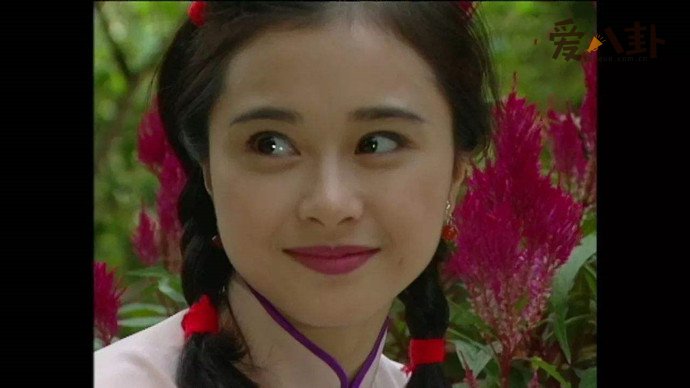 何美钿古装极美