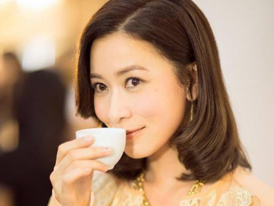 佘诗曼为什么不结婚多大了 佘诗曼不愿婚姻将就等待爱情来临