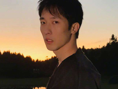 网红刘阳个人资料大起底 靠女友走红却做出这样的事
