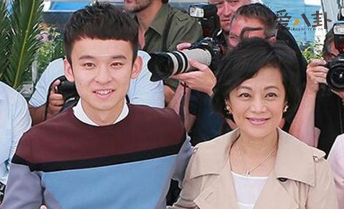 王京花和儿子董子健
