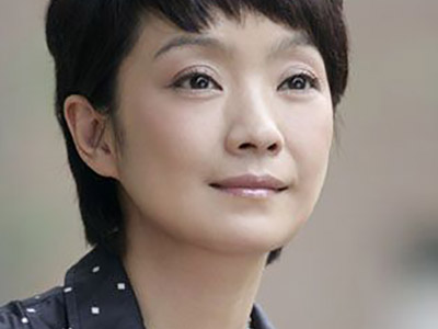 演员王海燕第一任丈夫是谁 网传获巨额离婚财产竟是乌龙事件