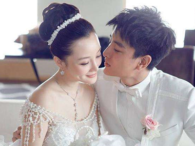 贾乃亮删除李小璐同款视频 因为复婚两人已经闹掰了？