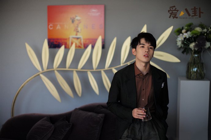 仝卓自曝自毁前程