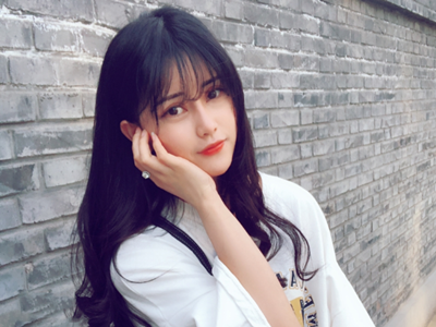 网红麦小兜个人资料 麦小兜是怎么红的她和本兮有什么关系