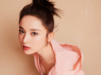 古力娜扎年龄造假是怎么回事 年龄改小了几岁真实年龄是多少