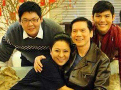 向佐和向佑是双胞胎吗 向佑为什么从来不出镜