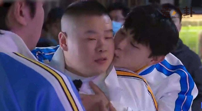 邓伦亲岳云鹏是哪期