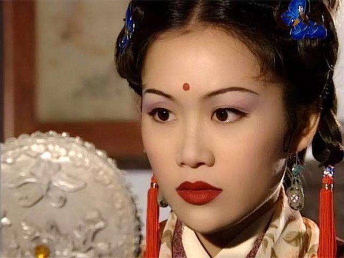 梁小冰被媒体曝出出轨