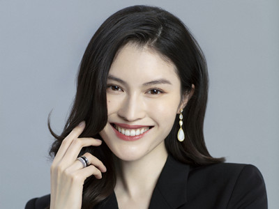 何穗被曝离婚是什么情况 何穗什么时候结婚了老公是谁