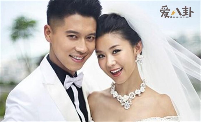 李小萌与王雷结婚