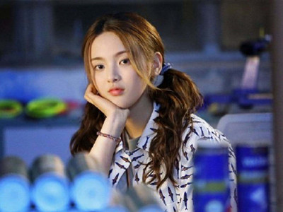杨超越造句龙丹妮长得不行 龙丹妮是谁为什么杨超越这么说