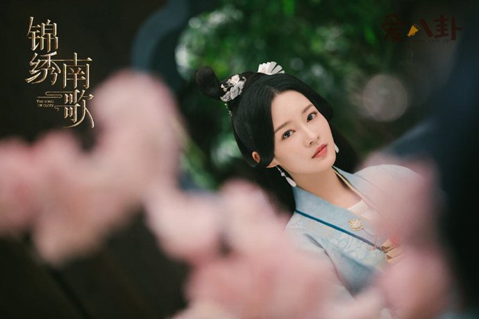 《锦绣南歌》李沁手撕绿茶女二
