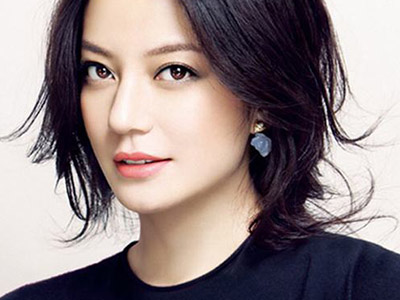 赵薇向男友人索吻事实真相 与黄有龙离婚还是婚内出轨