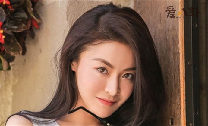 贡米生长在单亲家庭