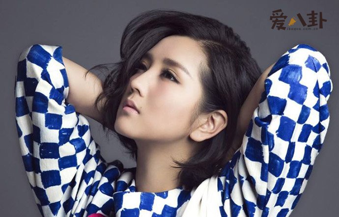 何洁是贾乃亮初恋吗