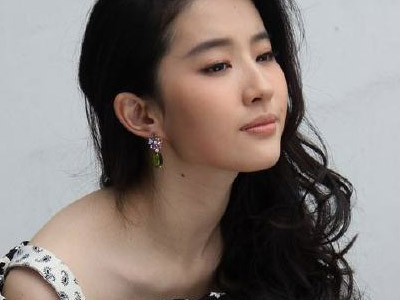 刘亦菲结婚了吗 起底刘亦菲过往恋情除去宋承宪竟还有他