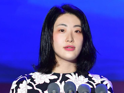 宗馥莉38岁至今无人娶 娃哈哈唯一继承人疑与王思聪联姻？