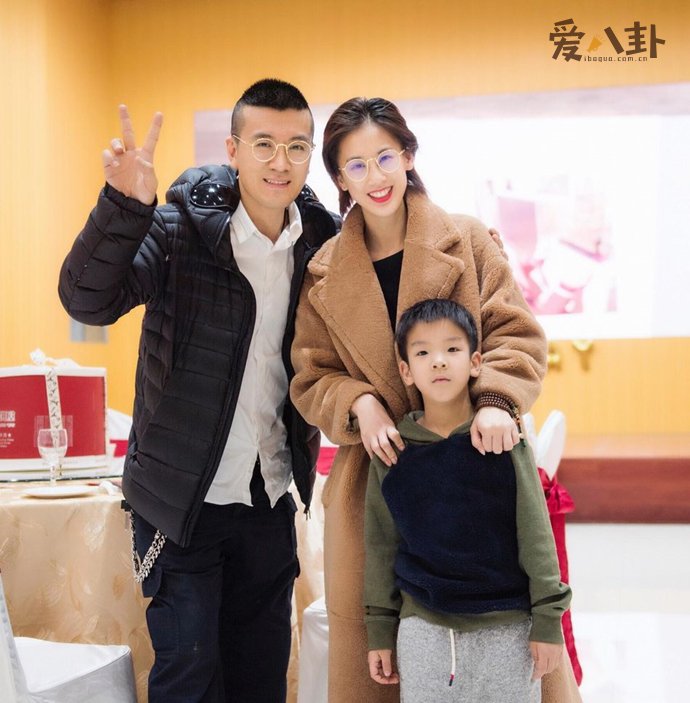 黄圣依疑似被丈夫利用热度赚钱
