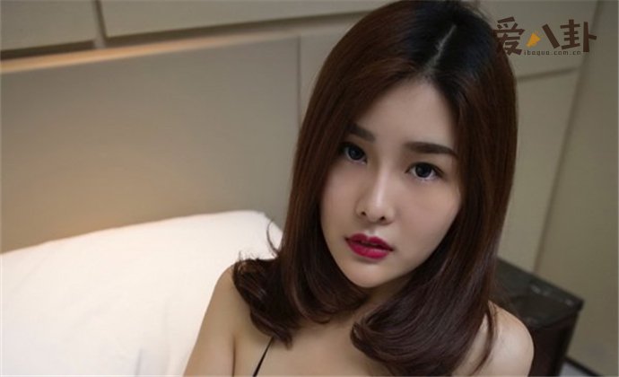 闫盼盼照片