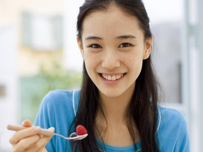 苍井优结婚后分居是怎么回事 苍井优山里亮太感情破裂？
