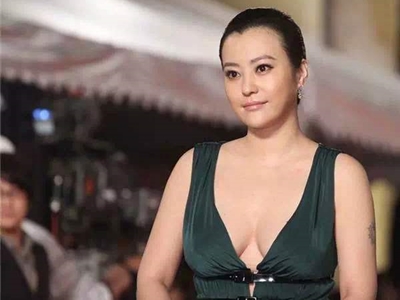 郝蕾二婚再次宣布离婚 作为邓超前女友堪称情路坎坷