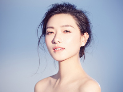 万茜复工伤势怎么样了 万茜遭车祸手骨折现在好了吗