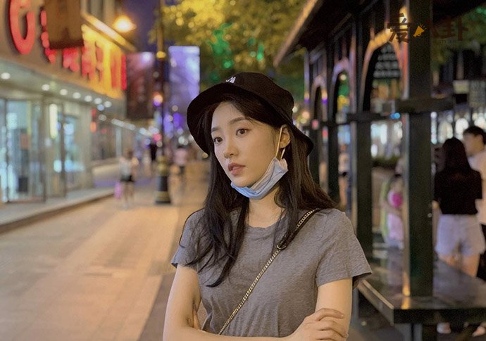 林有有代替了凌玲地位
