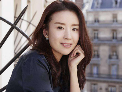 董洁为什么离婚 她和潘粤明到底是谁导致婚姻失败