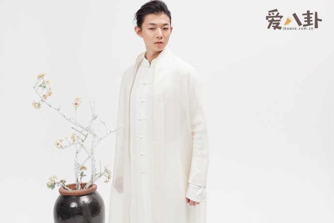 为什么霍尊一直都留长发