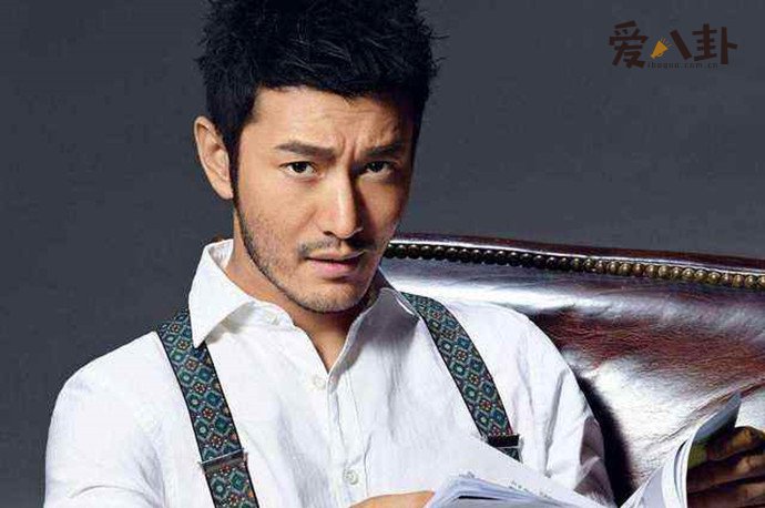 黄晓明素颜差距大