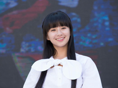 小彩旗恋上大14岁大叔 小彩旗和这位大叔现在怎么样了
