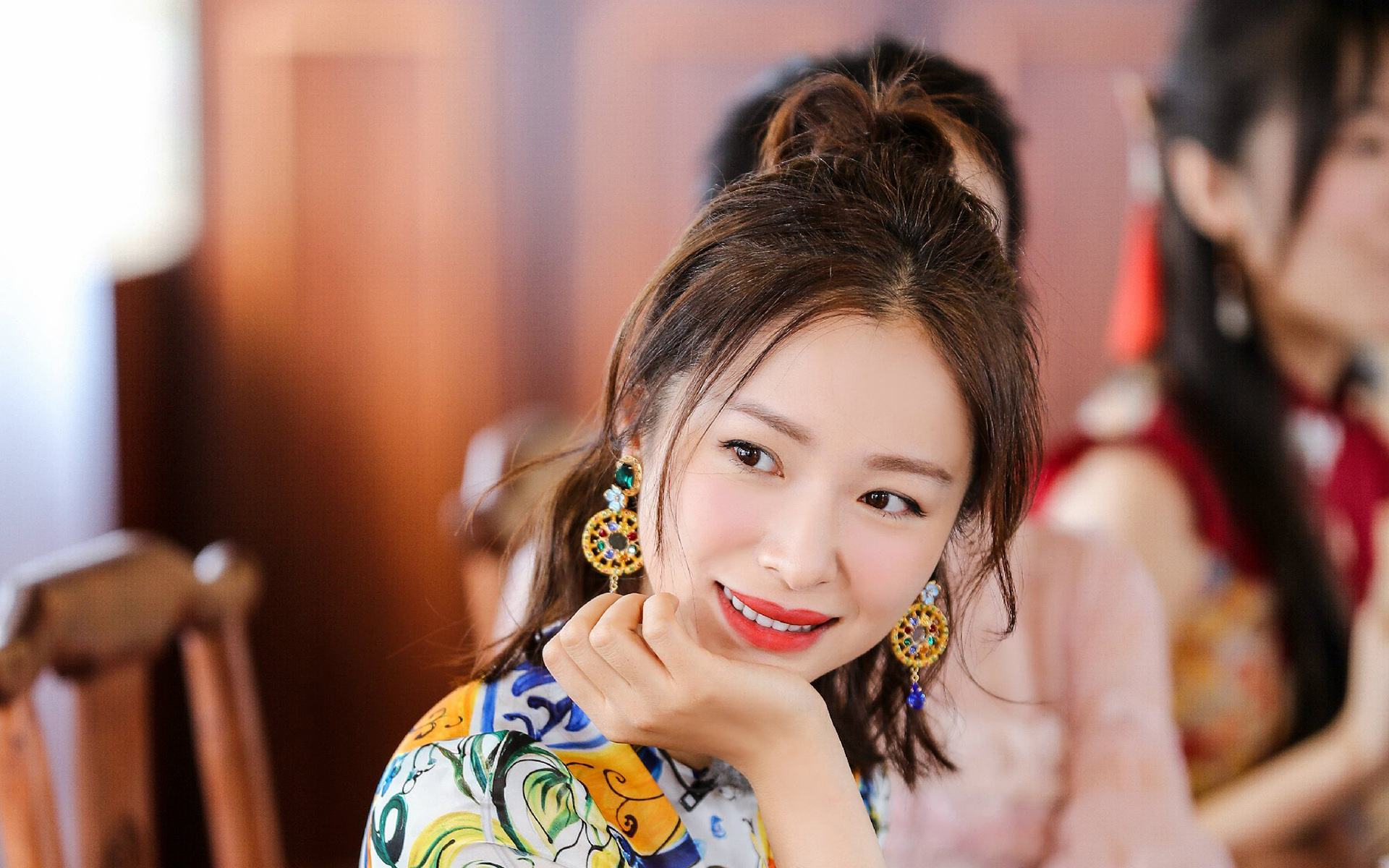 江一燕获奖引争议事件回顾 江一燕获奖是真但别墅却是违建