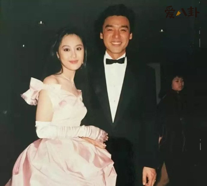 钟镇涛和前妻章小蕙