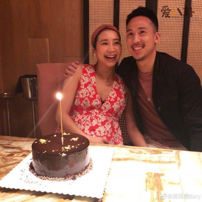 吴雨霏和老公洪立熙