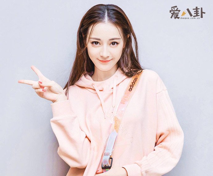 迪丽热巴照片