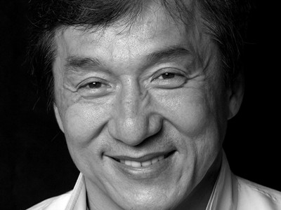 成龙为什么无人敢惹 深扒成龙在娱乐圈的地位影响力很大吗