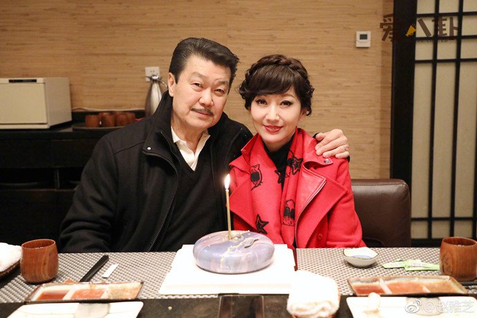 赵雅芝离婚是红杏出墙？
