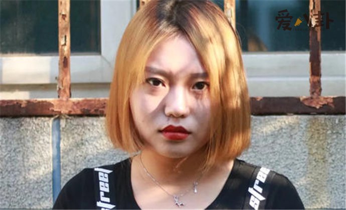 李雪琴研究生毕业后成为网红