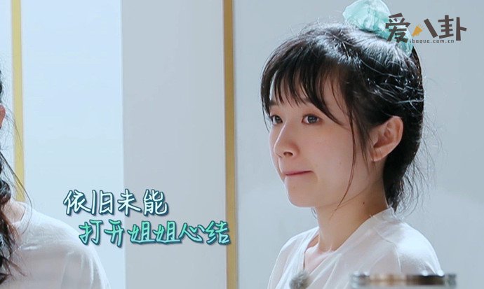 李浩菲中餐厅圈粉无数