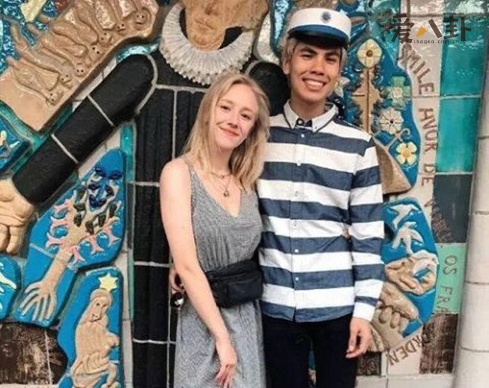 西塞儿和东南亚男友