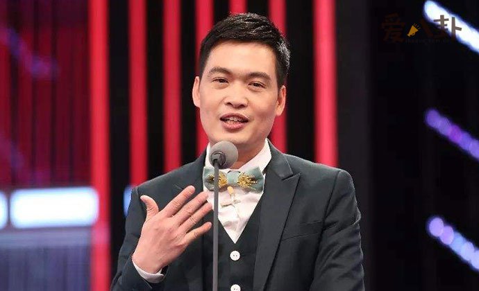 梁海源照片